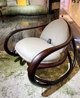 Rocking Chair - Image 4